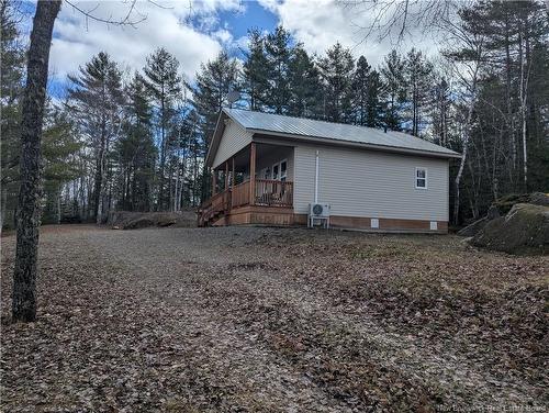 3837 Route 122, Fosterville, NB 