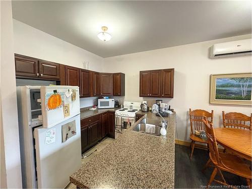 3837 Route 122, Fosterville, NB 