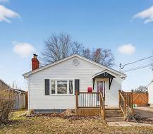 22 Mitchner AVE Moncton, NB E1C 7N6
