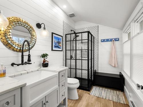 103 Granite Street, Chester, NS - Indoor Photo Showing Bathroom