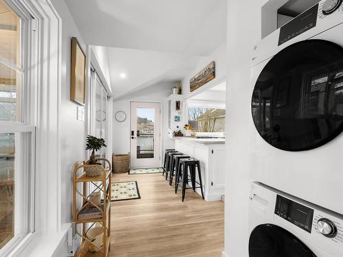 103 Granite Street, Chester, NS - Indoor Photo Showing Laundry Room