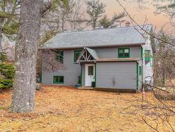 323 Conrads Road Hubbards, NS B0J 1T0