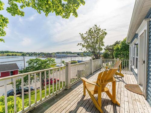 44 Montague Street  Lunenburg, NS B0J 2C0