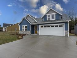 169 Rivercrest Lane Greenwood, NS B0P 1R0