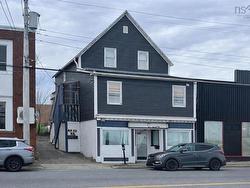 428 George Street Sydney, NS B1P 1K3
