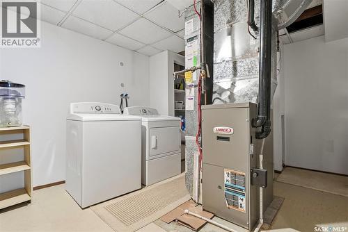 431 Sylvian Crescent, Saskatoon, SK - Indoor Photo Showing Laundry Room