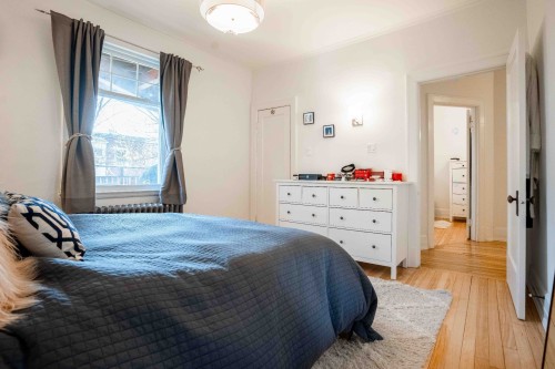 Master Bedroom - 4220 Av. Marcil, Montréal (Côte-Des-Neiges/Notre-Dame-De-Grâce), QC - Indoor Photo Showing Bedroom