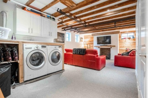 Laundry - 4220 Av. Marcil, Montréal (Côte-Des-Neiges/Notre-Dame-De-Grâce), QC - Indoor Photo Showing Laundry Room