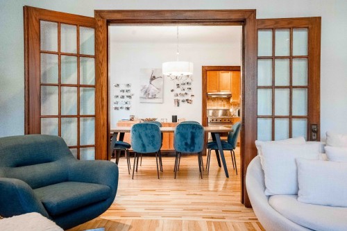 Living Room - 4220 Av. Marcil, Montréal (Côte-Des-Neiges/Notre-Dame-De-Grâce), QC - Indoor Photo Showing Living Room