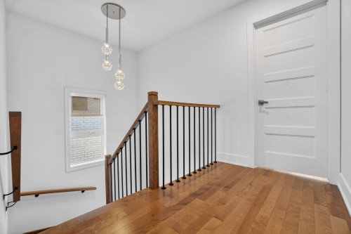 Mezzanine - 415 Rue Vanier, Brossard, QC - Indoor Photo Showing Other Room