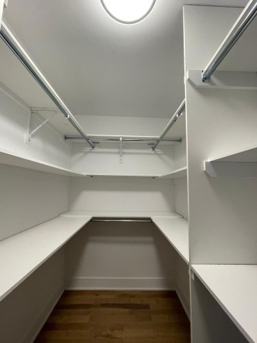 Penderie (Walk-in) - 415 Rue Vanier, Brossard, QC - Indoor With Storage