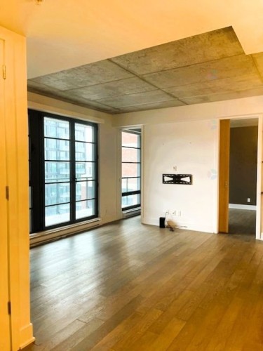 Salon - 902-1330 Rue Olier, Montréal (Le Sud-Ouest), QC - Indoor Photo Showing Other Room