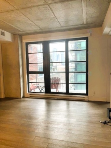 Salon - 902-1330 Rue Olier, Montréal (Le Sud-Ouest), QC - Indoor Photo Showing Other Room