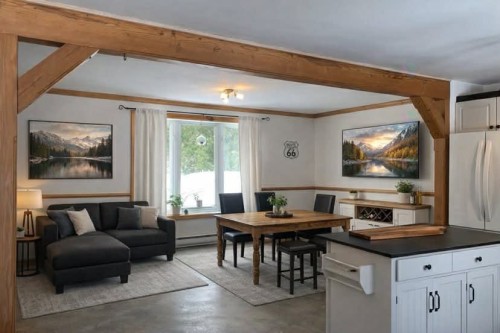 Vue d'ensemble - 1225  - 1227 Ch. Du Lac-Caché, Mont-Blanc, QC - Indoor Photo Showing Living Room