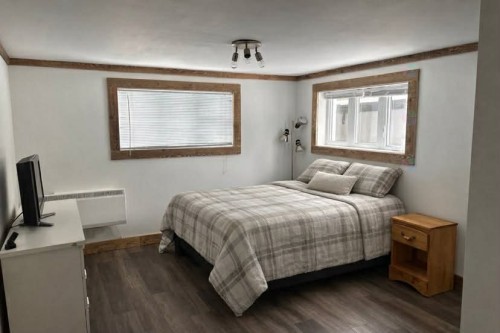 Chambre à coucher - 1225  - 1227 Ch. Du Lac-Caché, Mont-Blanc, QC - Indoor Photo Showing Bedroom