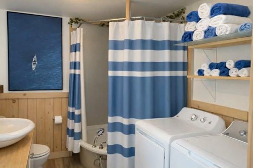 Salle de bains - 1225  - 1227 Ch. Du Lac-Caché, Mont-Blanc, QC - Indoor Photo Showing Bathroom