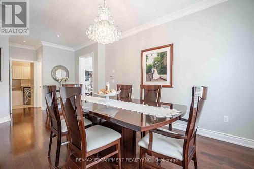 3220 Sorrento Crescent, Burlington, ON - Indoor Photo Showing Dining Room