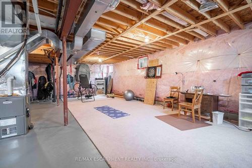 3220 Sorrento Crescent, Burlington, ON - Indoor Photo Showing Basement