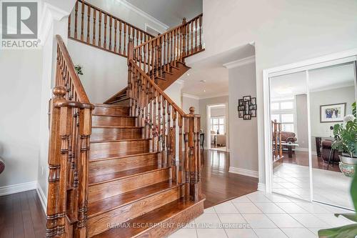 3220 Sorrento Crescent, Burlington, ON - Indoor Photo Showing Other Room