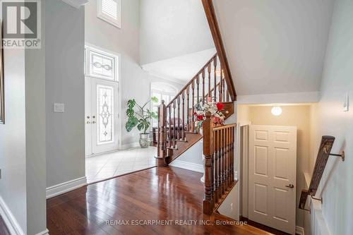 3220 Sorrento Crescent, Burlington, ON - Indoor Photo Showing Other Room