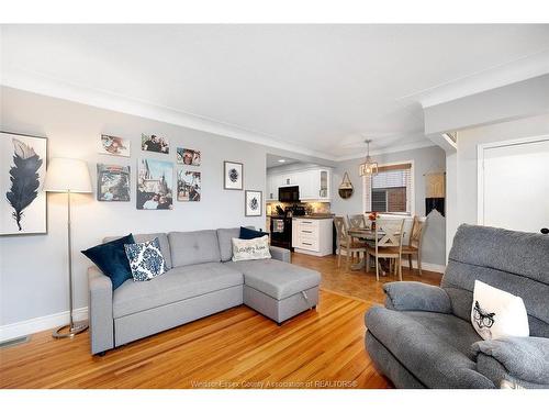 425 St. John, Windsor, ON 