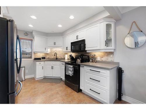 425 St. John, Windsor, ON 