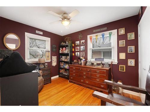 425 St. John, Windsor, ON 