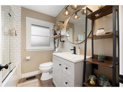 425 St. John, Windsor, ON 