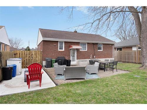 425 St. John, Windsor, ON 