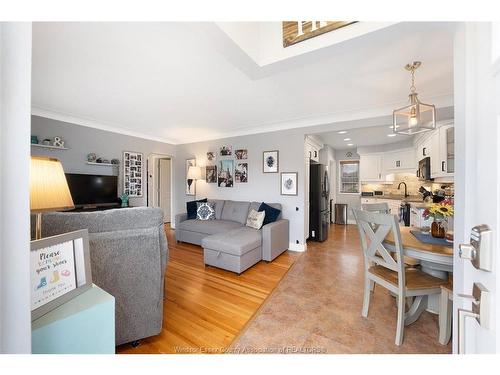 425 St. John, Windsor, ON 