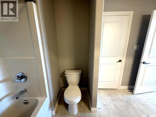 103 Plains Circle, Pilot Butte, SK - Indoor Photo Showing Bathroom