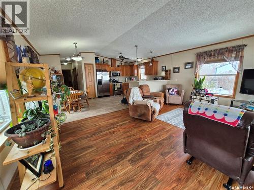 4425 Access Road, Halbrite, SK - Indoor