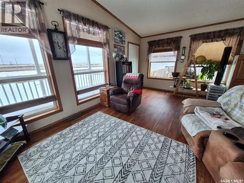 4425 Access Road, Halbrite, SK - Indoor Photo Showing Living Room