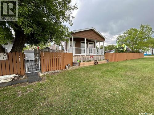 4425 Access Road, Halbrite, SK - Outdoor With Deck Patio Veranda
