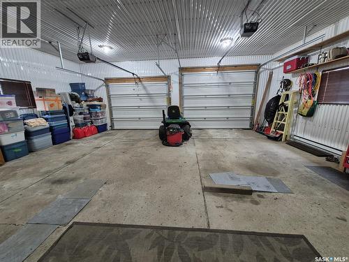 4425 Access Road, Halbrite, SK - Indoor Photo Showing Garage