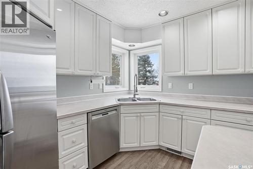414 Forsyth Way, Saskatoon, SK - Indoor Photo Showing Kitchen With Stainless Steel Kitchen With Double Sink