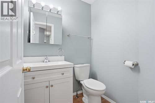 414 Forsyth Way, Saskatoon, SK - Indoor Photo Showing Bathroom