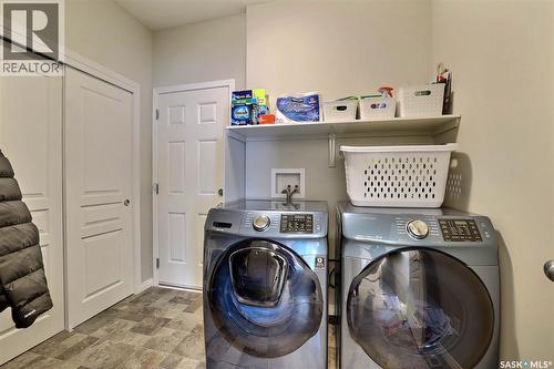 5345 Mckenna Crescent, Regina, SK - Indoor Photo Showing Laundry Room