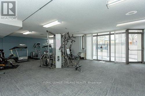 2703 - 323 Colborne Street, London East (East K), ON - Indoor Photo Showing Gym Room