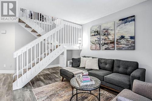 26 - 1399 Commissioners Road W, London South (South B), ON - Indoor Photo Showing Living Room