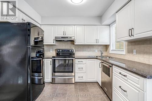 26 - 1399 Commissioners Road W, London South (South B), ON - Indoor Photo Showing Kitchen
