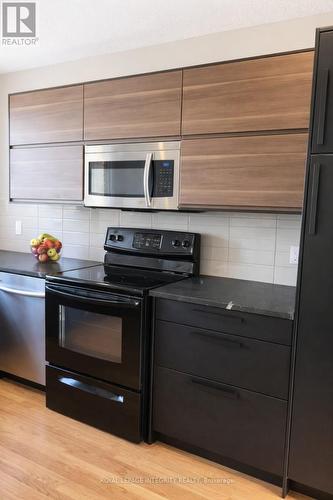 2347 Baseline Road, Ottawa, ON - Indoor Photo Showing Kitchen