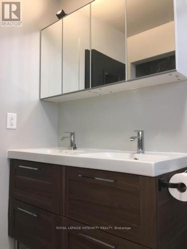 2347 Baseline Road, Ottawa, ON - Indoor Photo Showing Bathroom