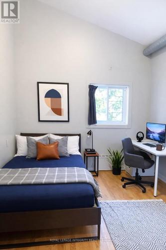 2347 Baseline Road, Ottawa, ON - Indoor Photo Showing Bedroom