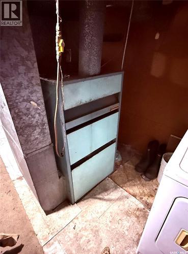 Glenside Rm No. 377, Saskatchewan - Indoor Photo Showing Laundry Room