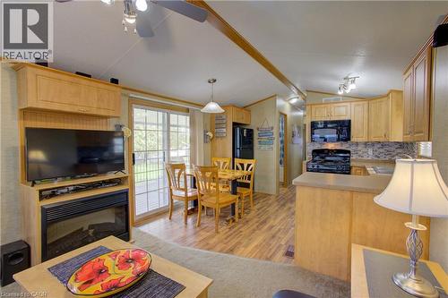 8 Maple, Mount Forest, ON - Indoor