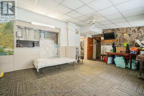 268 Ross Avenue, Kitchener, ON - Indoor Photo Showing Other Room