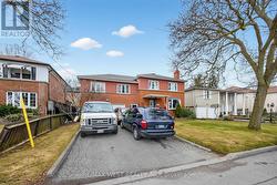 1068 LILLIAN STREET Toronto, ON M2M 3G5