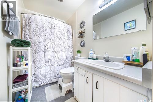147 1128 Mckercher Drive, Saskatoon, SK - Indoor Photo Showing Bathroom