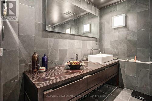 Primary Ensuite - 104 - 15 Murray Street, Ottawa, ON - Indoor Photo Showing Bathroom